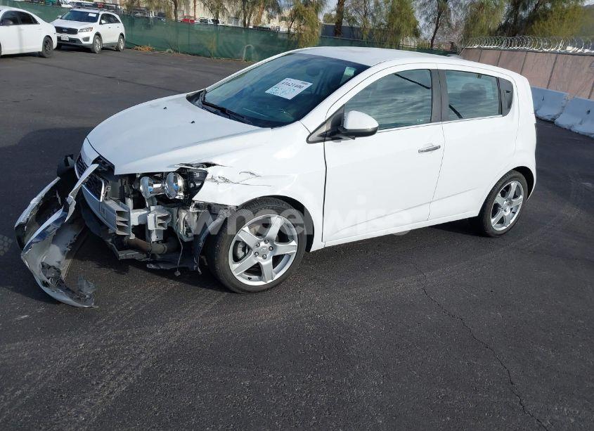 Photo 2 of 2016 Chevrolet Sonic LTZ AUTO (VIN 1G1JE6SB8G4143877)
