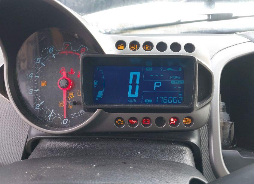 Photo 7 of 2013 Chevrolet Sonic LTZ AUTO (VIN 1G1JE6SB9D4222857)