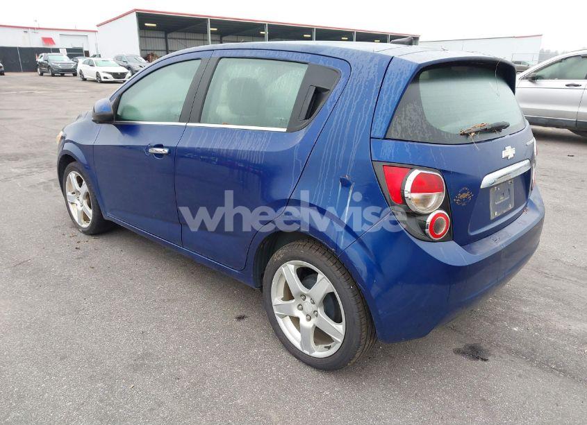 Photo 3 of 2013 Chevrolet Sonic LTZ AUTO (VIN 1G1JE6SB9D4230120)