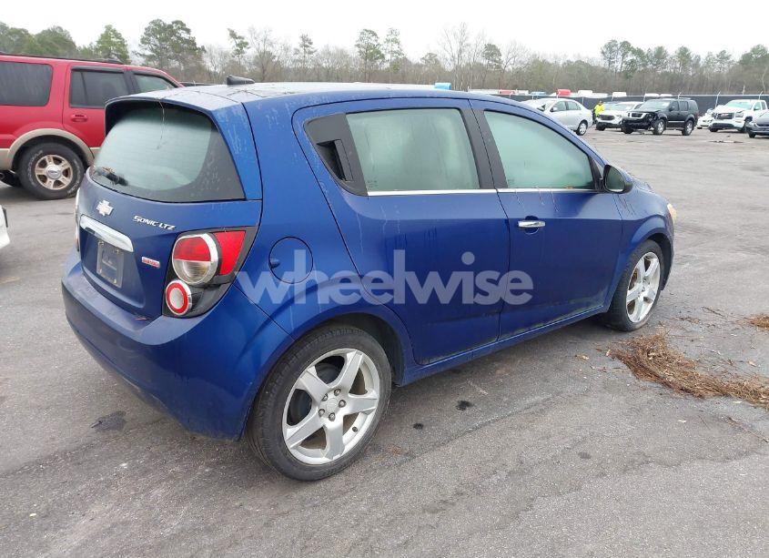Photo 4 of 2013 Chevrolet Sonic LTZ AUTO (VIN 1G1JE6SB9D4230120)