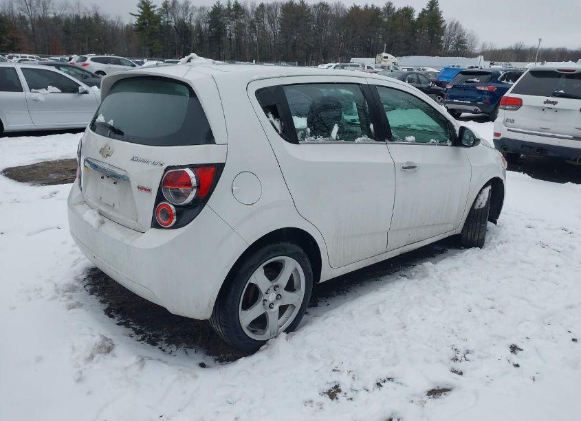 Photo 4 of 2015 Chevrolet Sonic LTZ AUTO (VIN 1G1JE6SB9F4103371)