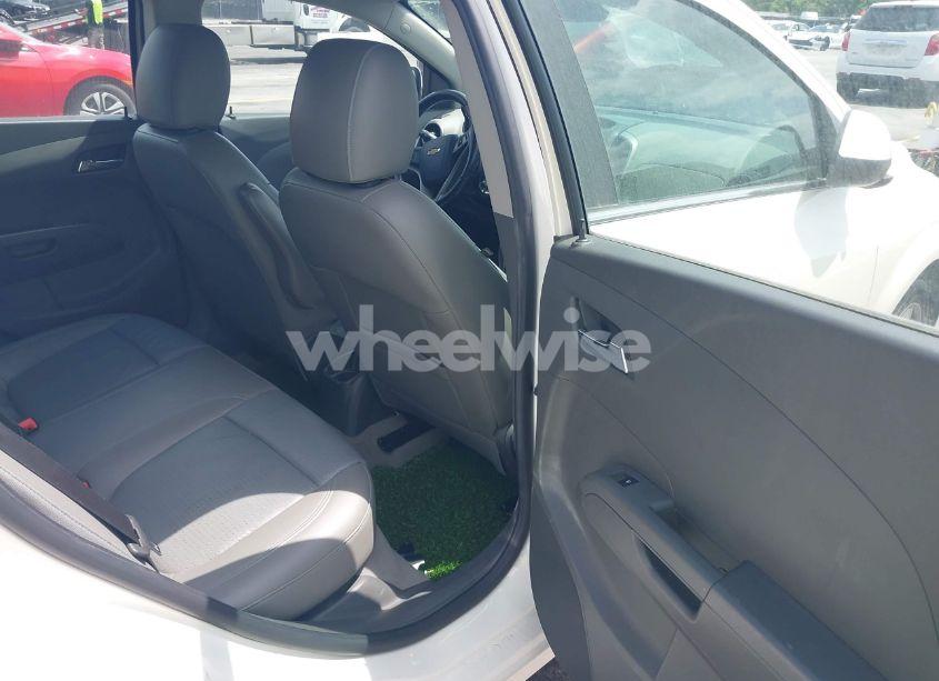 Photo 8 of 2015 Chevrolet Sonic LTZ AUTO (VIN 1G1JE6SB9F4116735)