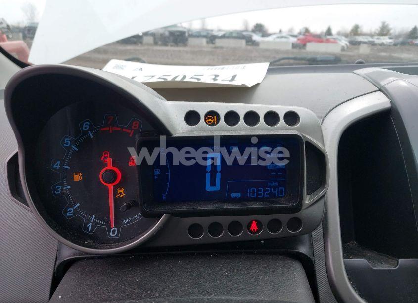 Photo 7 of 2016 Chevrolet Sonic LTZ AUTO (VIN 1G1JE6SB9G4146075)