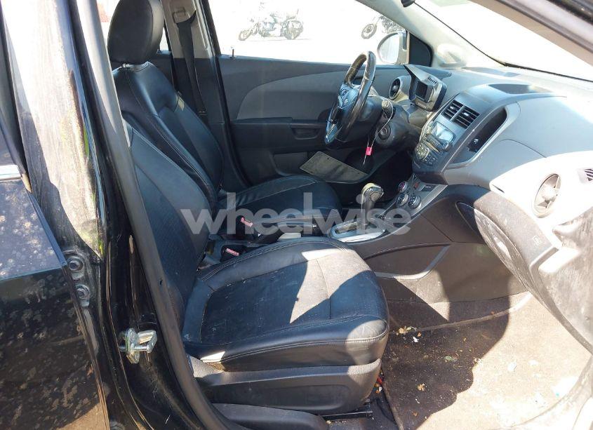 Photo 5 of 2012 Chevrolet Sonic 2LZ (VIN 1G1JE6SBXC4150548)