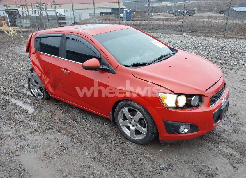 2013 Chevrolet Sonic LTZ AUTO (VIN 1G1JE6SBXD4204741) main photo