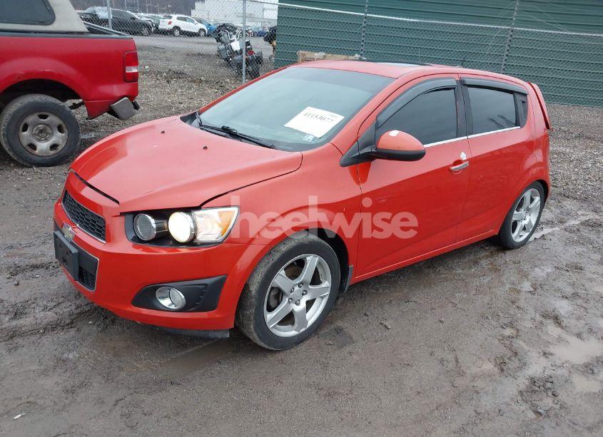 Photo 2 of 2013 Chevrolet Sonic LTZ AUTO (VIN 1G1JE6SBXD4204741)