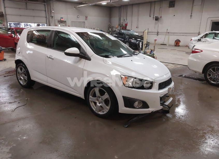 2014 Chevrolet Sonic LTZ AUTO (VIN 1G1JE6SBXE4229544) main photo