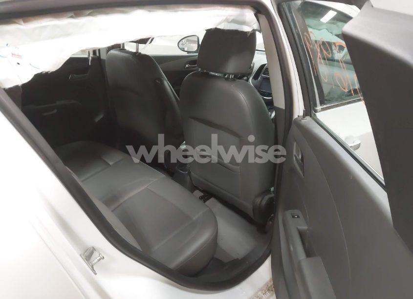 Photo 8 of 2014 Chevrolet Sonic LTZ AUTO (VIN 1G1JE6SBXE4229544)