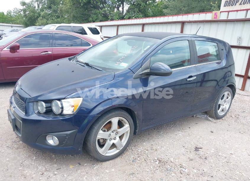 Photo 2 of 2016 Chevrolet Sonic LTZ AUTO (VIN 1G1JE6SBXG4159644)