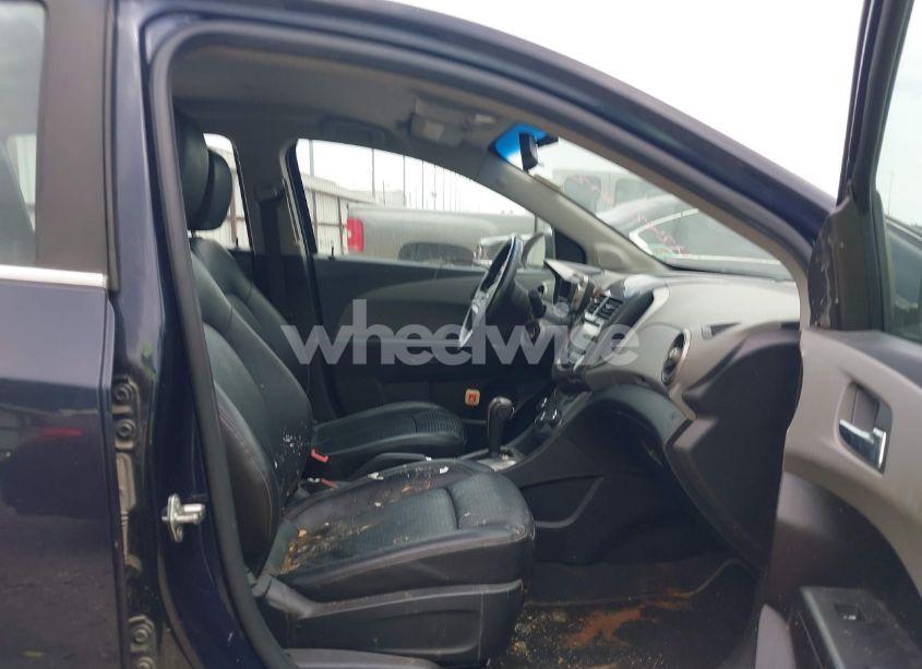 Photo 5 of 2016 Chevrolet Sonic LTZ AUTO (VIN 1G1JE6SBXG4159644)