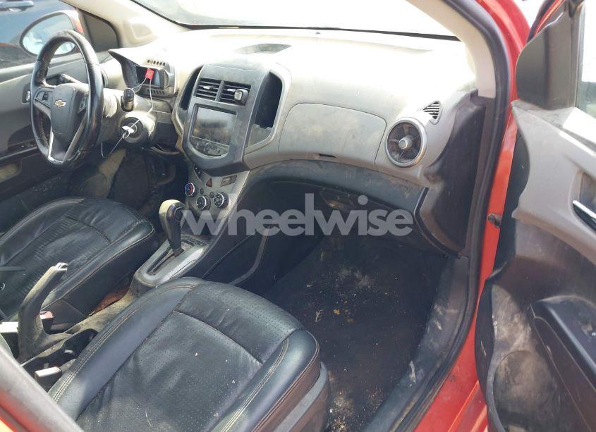 Photo 5 of 2013 Chevrolet Sonic LTZ AUTO (VIN 1G1JE6SH3D4202611)