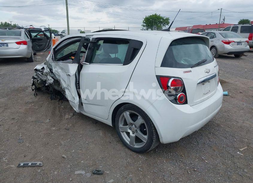 Photo 3 of 2012 Chevrolet Sonic 2LZ (VIN 1G1JE6SH6C4170901)