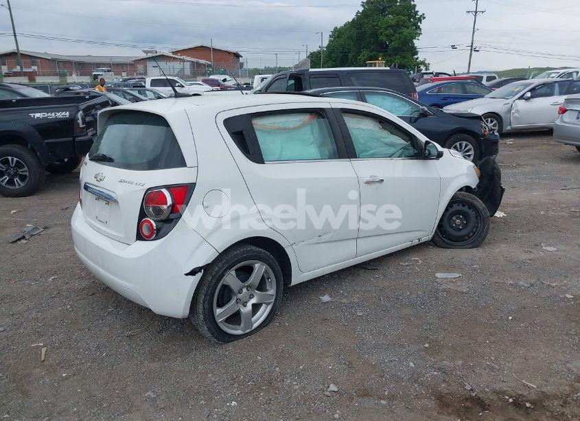 Photo 4 of 2012 Chevrolet Sonic 2LZ (VIN 1G1JE6SH6C4170901)