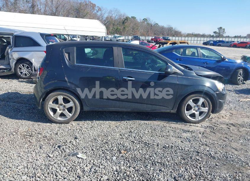 Photo 13 of 2013 Chevrolet Sonic LTZ AUTO (VIN 1G1JE6SH9D4100004)