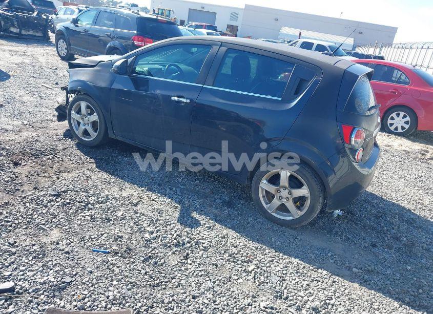 Photo 3 of 2013 Chevrolet Sonic LTZ AUTO (VIN 1G1JE6SH9D4100004)