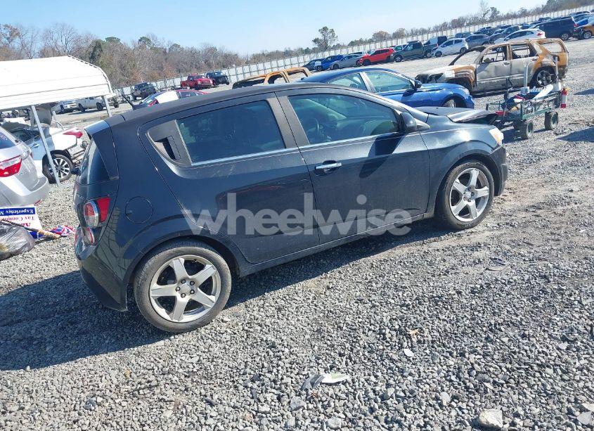 Photo 4 of 2013 Chevrolet Sonic LTZ AUTO (VIN 1G1JE6SH9D4100004)