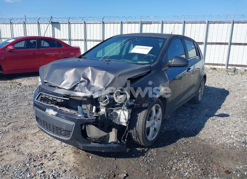 Photo 6 of 2013 Chevrolet Sonic LTZ AUTO (VIN 1G1JE6SH9D4100004)