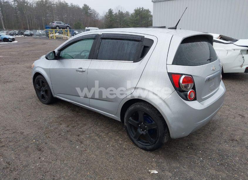 Photo 3 of 2012 Chevrolet Sonic 2LZ (VIN 1G1JE6SHXC4137951)