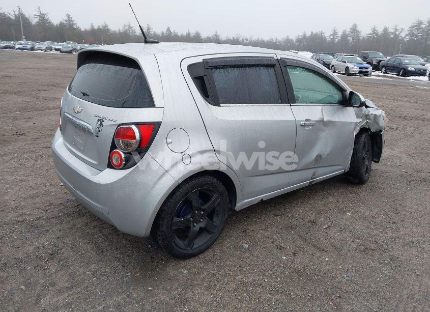 Photo 4 of 2012 Chevrolet Sonic 2LZ (VIN 1G1JE6SHXC4137951)
