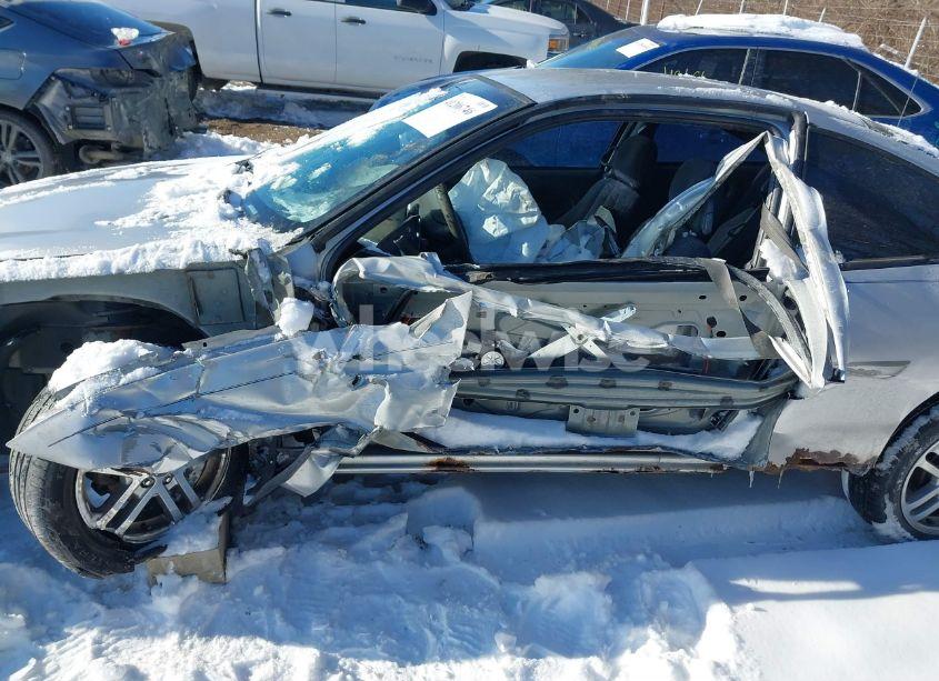 Photo 6 of 2004 Chevrolet Cavalier LS (VIN 1G1JF12F647143700)