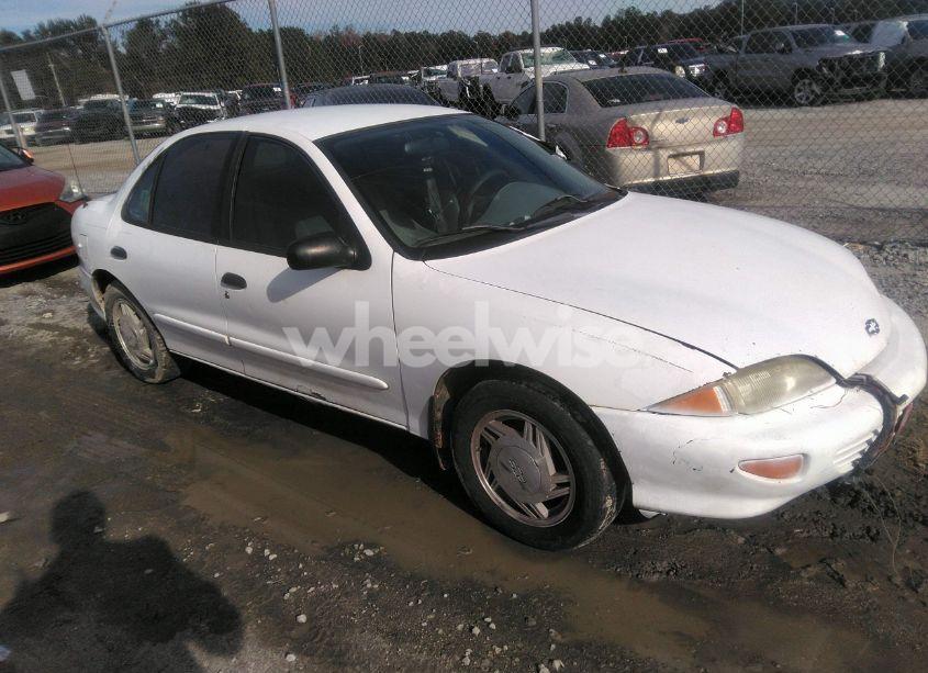 1999 Chevrolet Cavalier LS (VIN 1G1JF5245X7134660) main photo