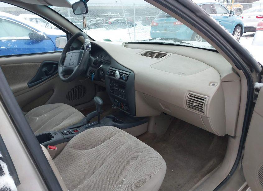 Photo 5 of 2001 Chevrolet Cavalier LS (VIN 1G1JF524717388247)