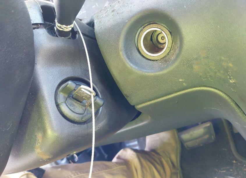 Photo 11 of 2004 Chevrolet Cavalier LS (VIN 1G1JF52F047266982)