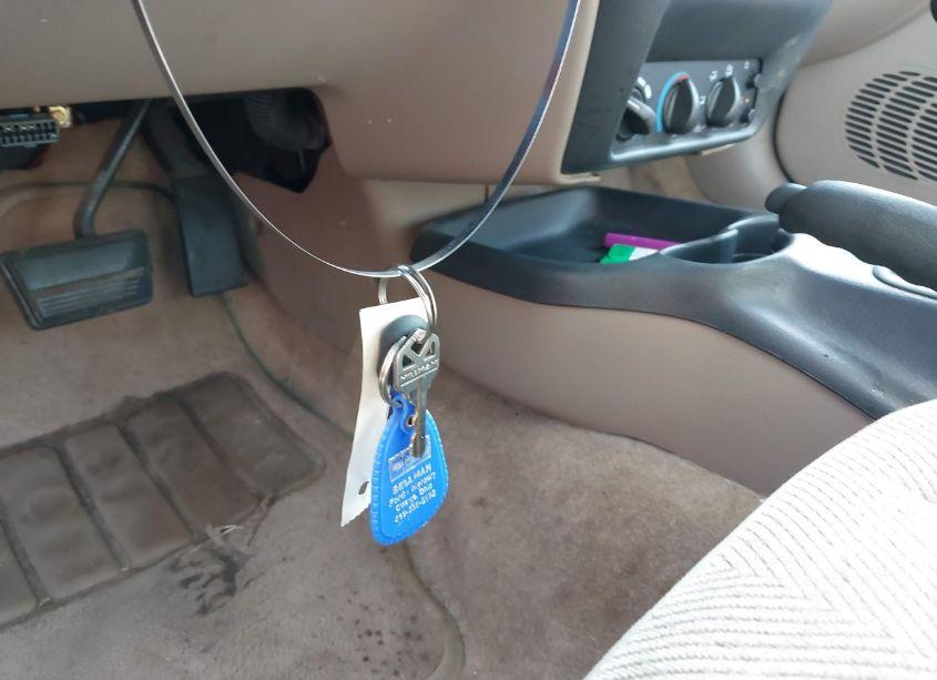 Photo 11 of 2005 Chevrolet Cavalier LS (VIN 1G1JF52F057130885)