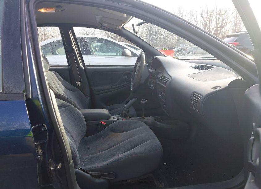 Photo 5 of 2001 Chevrolet Cavalier LS (VIN 1G1JF52T717307013)