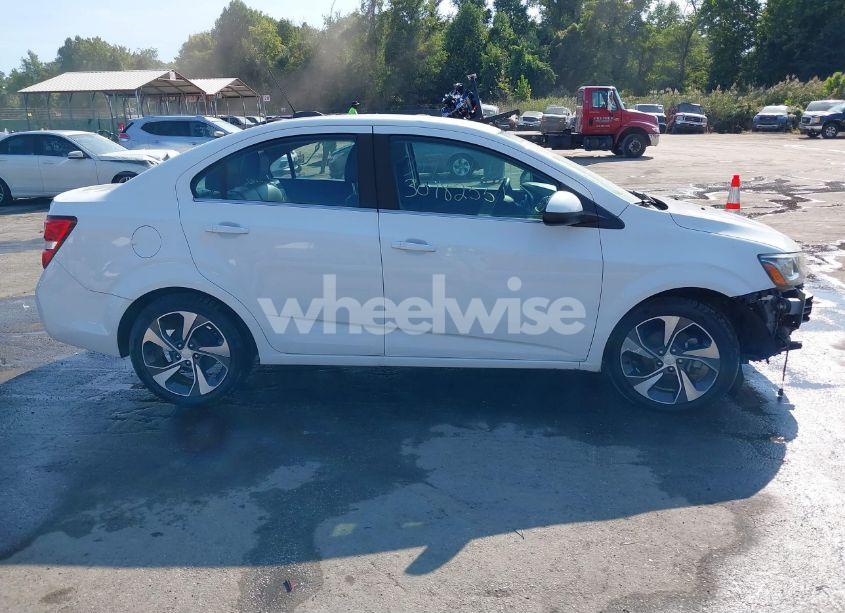 Photo 12 of 2018 Chevrolet Sonic PREMIER AUTO (VIN 1G1JF5SB1J4134128)