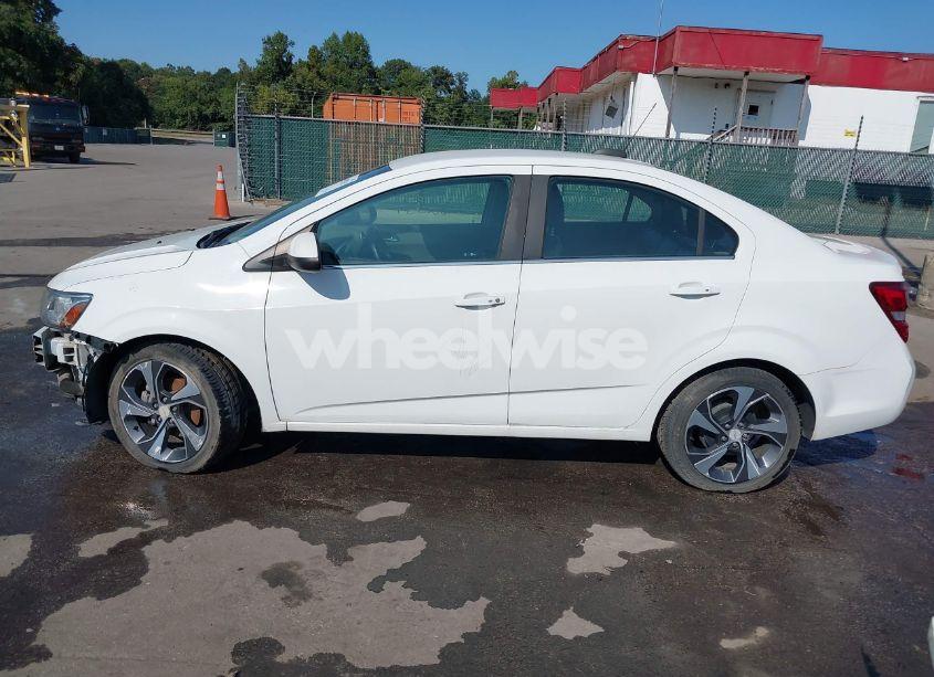 Photo 13 of 2018 Chevrolet Sonic PREMIER AUTO (VIN 1G1JF5SB1J4134128)