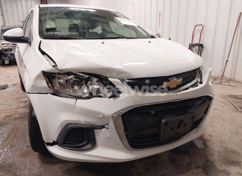 Photo 6 of 2020 Chevrolet Sonic FWD PREMIER (VIN 1G1JF5SB1L4120104)