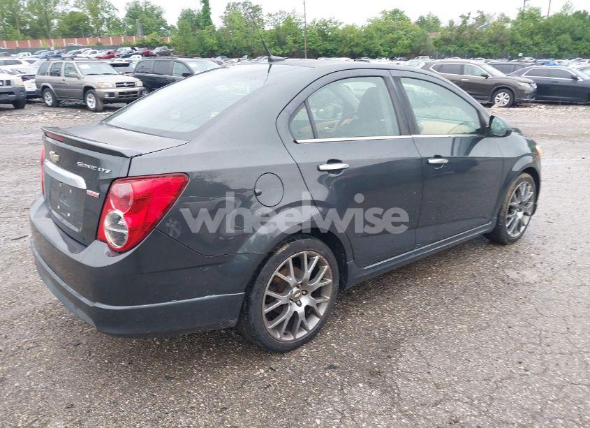 Photo 4 of 2014 Chevrolet Sonic LTZ MANUAL (VIN 1G1JF5SB2E4229027)