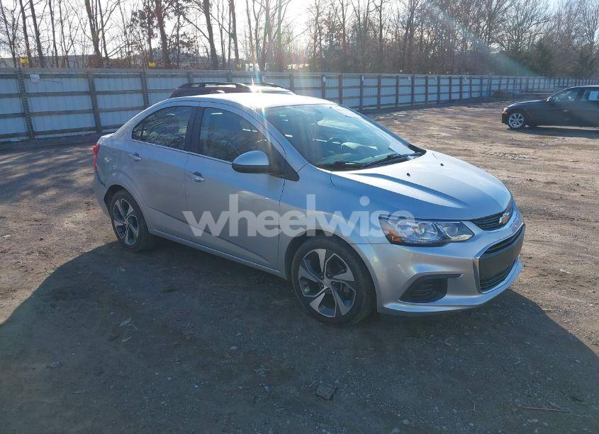 2018 Chevrolet Sonic PREMIER AUTO (VIN 1G1JF5SB5J4106865) main photo