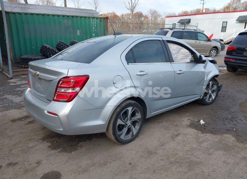 Photo 4 of 2019 Chevrolet Sonic PREMIER AUTO (VIN 1G1JF5SB5K4121903)