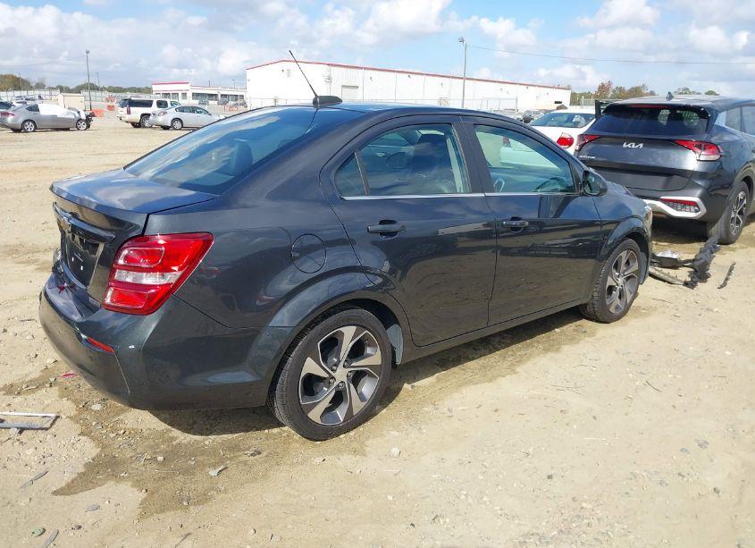 Photo 4 of 2020 Chevrolet Sonic FWD PREMIER (VIN 1G1JF5SB9L4119850)