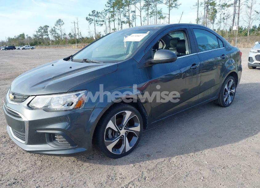 Photo 2 of 2019 Chevrolet Sonic PREMIER AUTO (VIN 1G1JF5SBXK4124358)