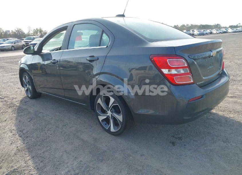 Photo 3 of 2019 Chevrolet Sonic PREMIER AUTO (VIN 1G1JF5SBXK4124358)