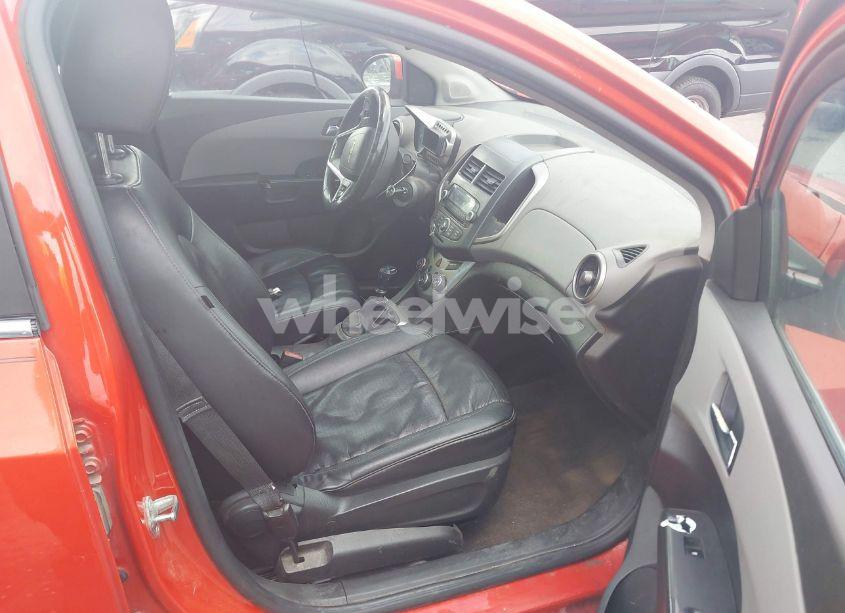 Photo 5 of 2012 Chevrolet Sonic 1LZ (VIN 1G1JF5SH7C4141544)