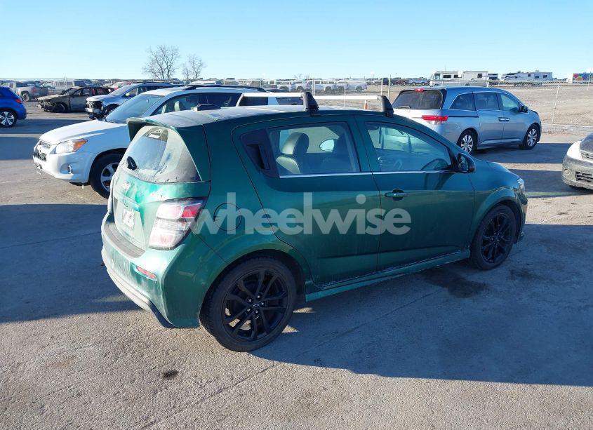 Photo 4 of 2018 Chevrolet Sonic PREMIER AUTO (VIN 1G1JF6SB0J4100025)