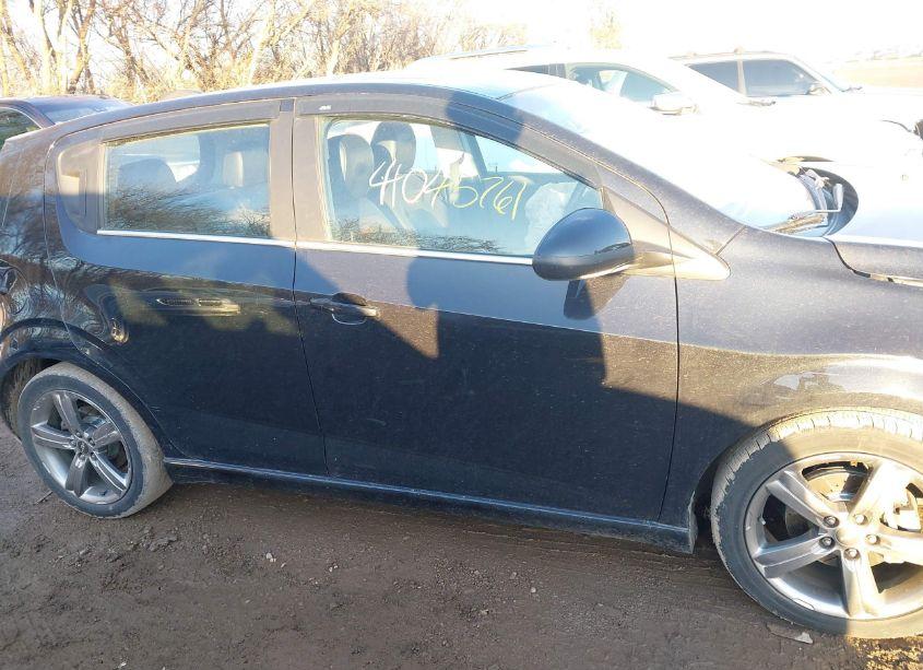 Photo 13 of 2015 Chevrolet Sonic RS AUTO (VIN 1G1JG6SB0F4143204)