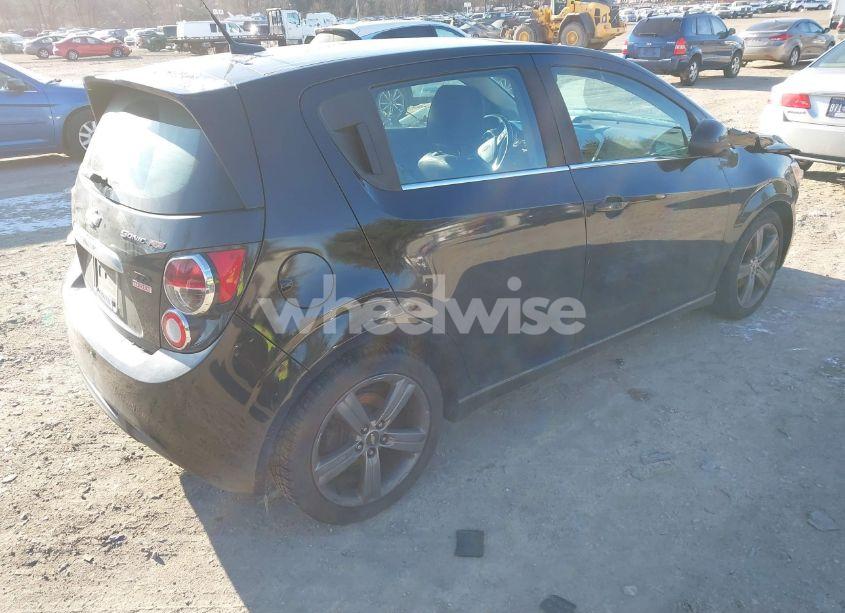Photo 4 of 2013 Chevrolet Sonic RS AUTO (VIN 1G1JG6SB1D4252526)