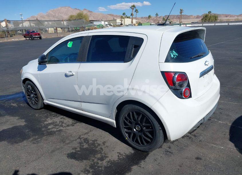 Photo 3 of 2013 Chevrolet Sonic RS AUTO (VIN 1G1JG6SB3D4225084)