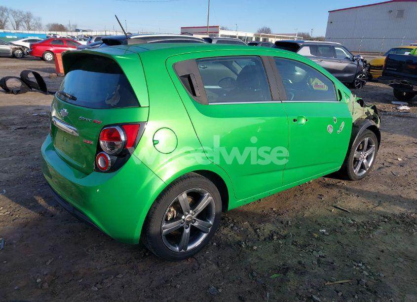 Photo 4 of 2015 Chevrolet Sonic RS AUTO (VIN 1G1JG6SB4F4202352)