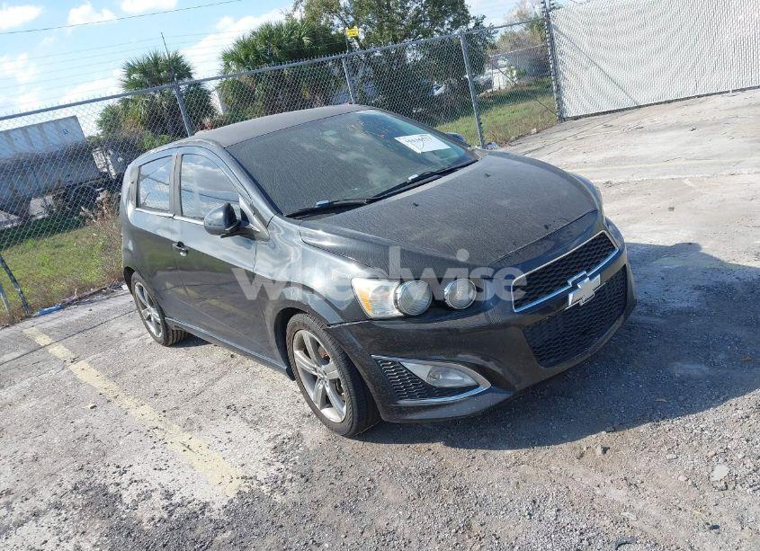 2015 Chevrolet Sonic RS AUTO (VIN 1G1JG6SB7F4135777) main photo