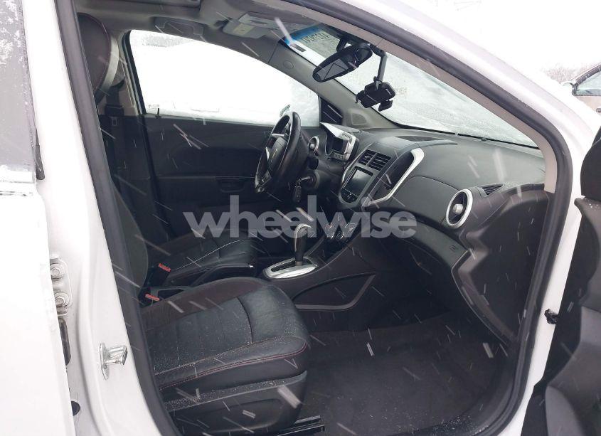 Photo 5 of 2013 Chevrolet Sonic RS AUTO (VIN 1G1JG6SB8D4178652)