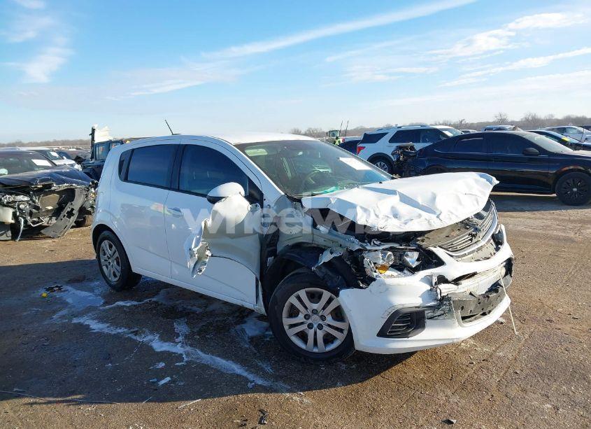 2019 Chevrolet Sonic LT AUTO (VIN 1G1JG6SB8K4136902) main photo