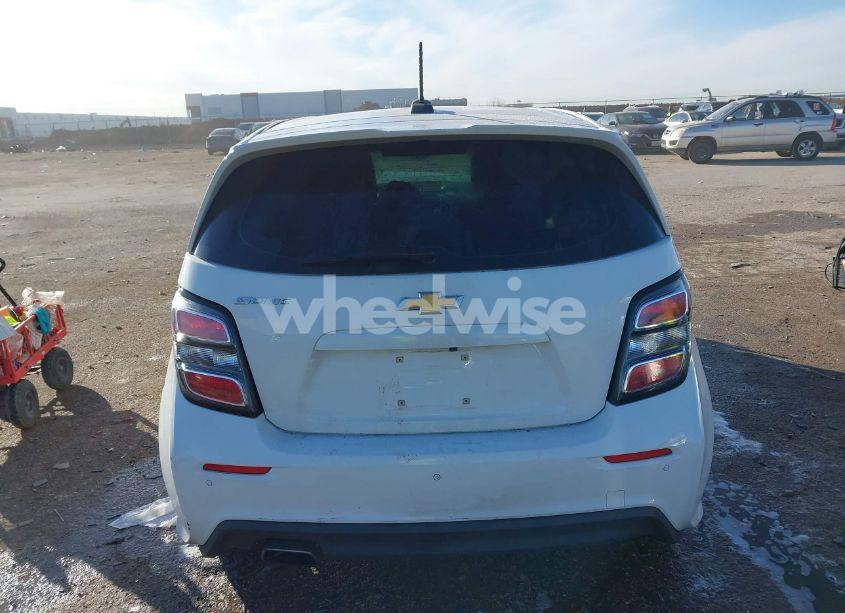 Photo 16 of 2019 Chevrolet Sonic LT AUTO (VIN 1G1JG6SB8K4136902)
