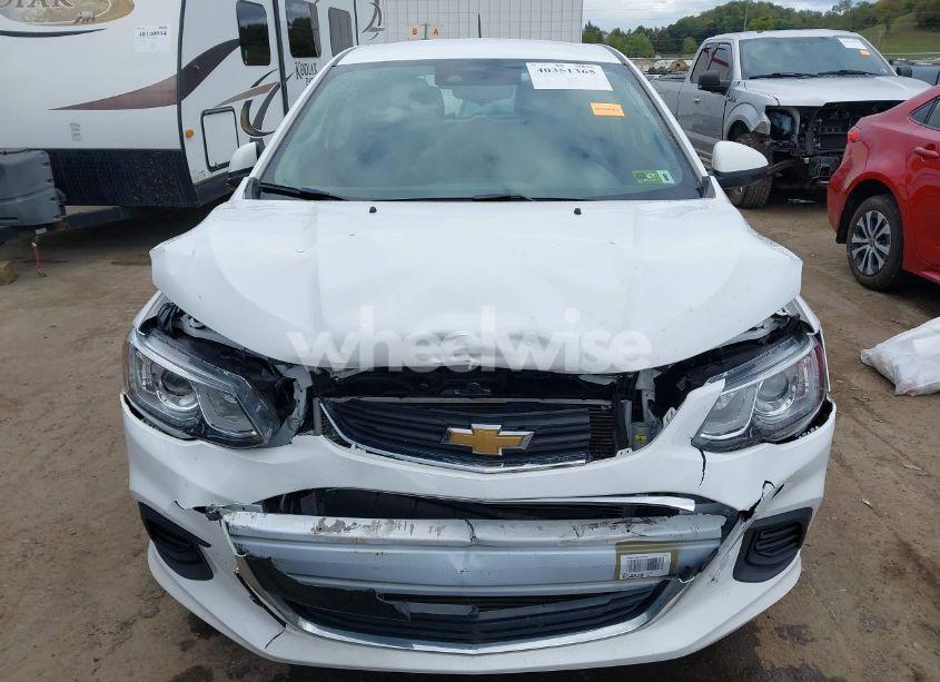 Photo 6 of 2020 Chevrolet Sonic FWD 1FL 5-DOOR (VIN 1G1JG6SB8L4123715)