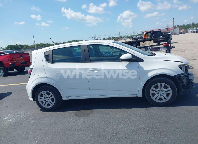 Photo 14 of 2019 Chevrolet Sonic LT AUTO (VIN 1G1JG6SB9K4142045)